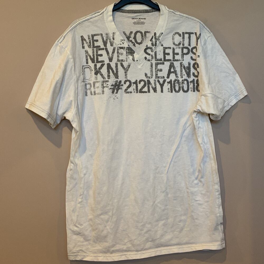 DKNY Jeans New York City Never Sleeps T-Shirt Size XL